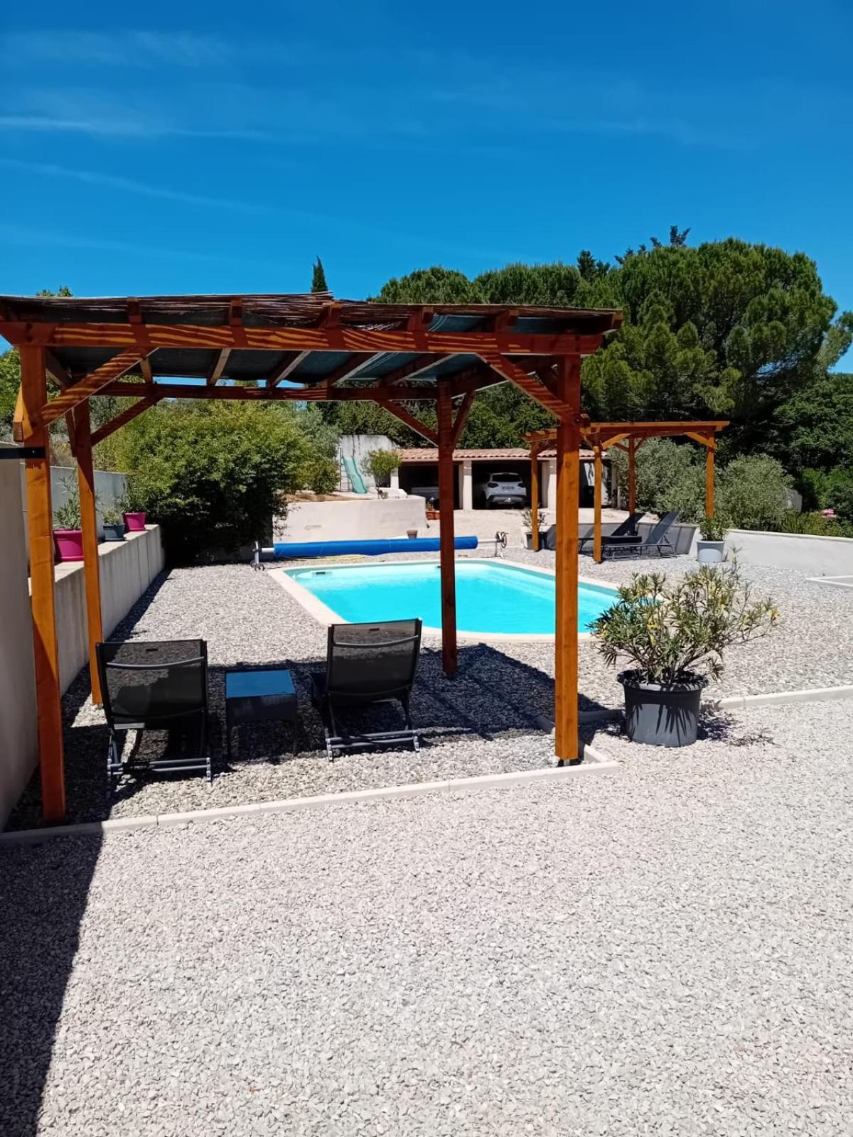Chambres D'Hotes, B&B Climatisees La Borrellienne Saint-Maximin Kültér fotó