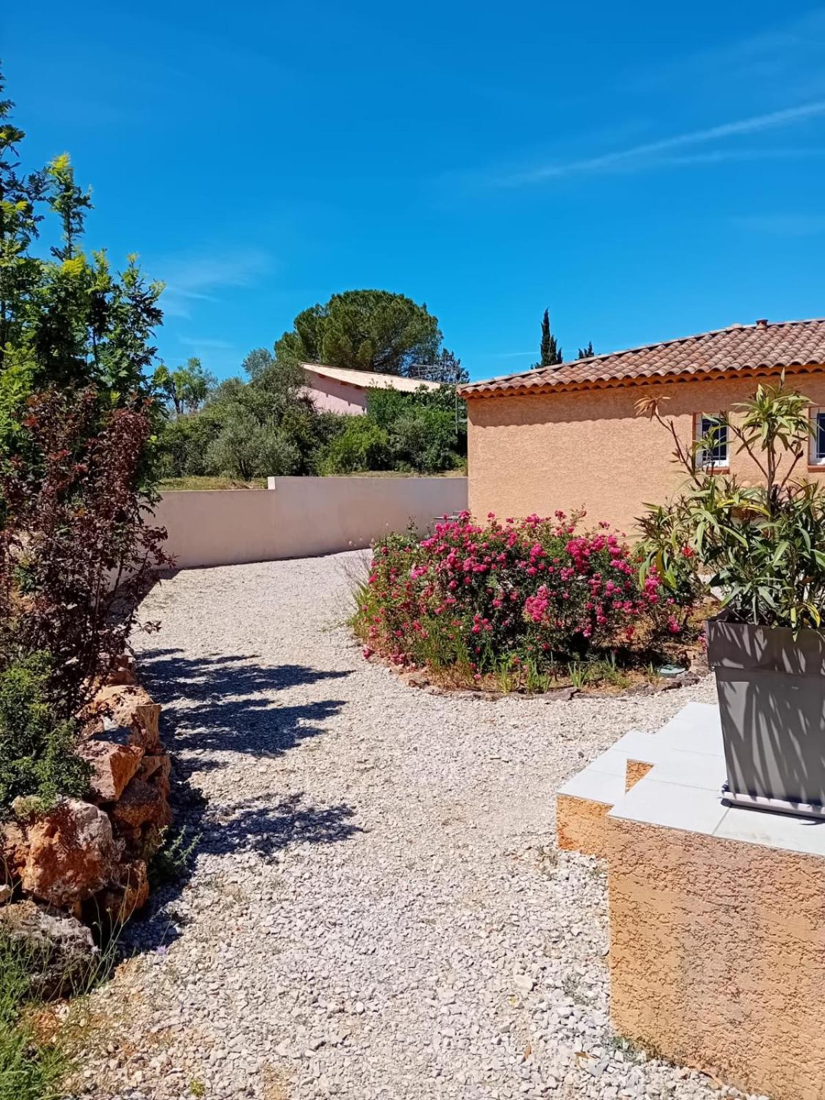 Chambres D'Hotes, B&B Climatisees La Borrellienne Saint-Maximin Kültér fotó