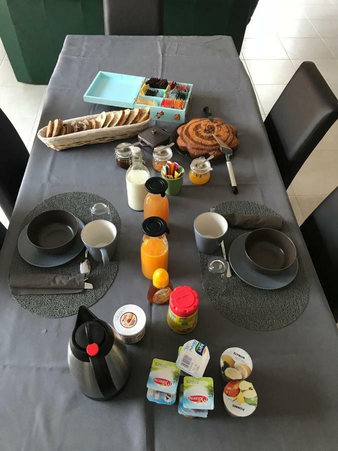 Chambres D'Hotes, B&B Climatisees La Borrellienne Saint-Maximin Kültér fotó