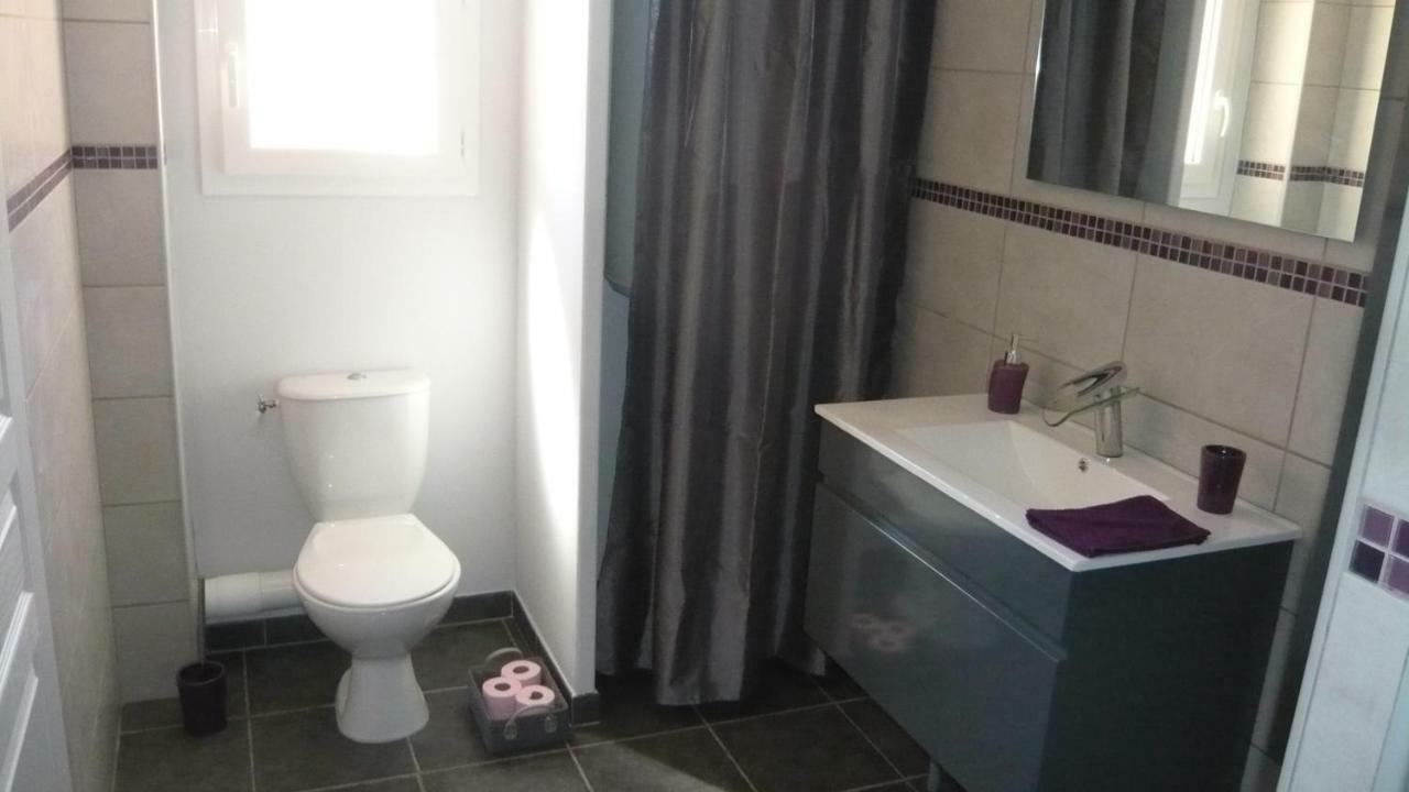 Chambres D'Hotes, B&B Climatisees La Borrellienne Saint-Maximin Kültér fotó