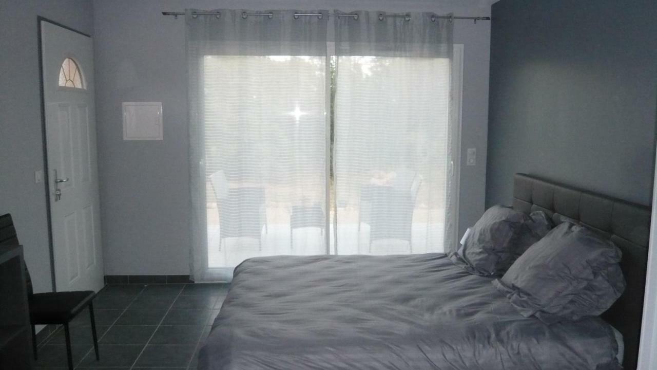 Chambres D'Hotes, B&B Climatisees La Borrellienne Saint-Maximin Kültér fotó