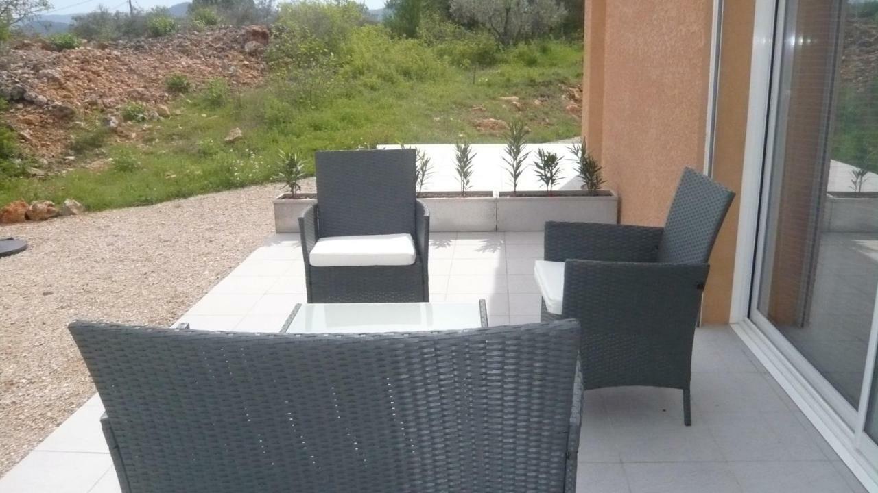 Chambres D'Hotes, B&B Climatisees La Borrellienne Saint-Maximin Kültér fotó