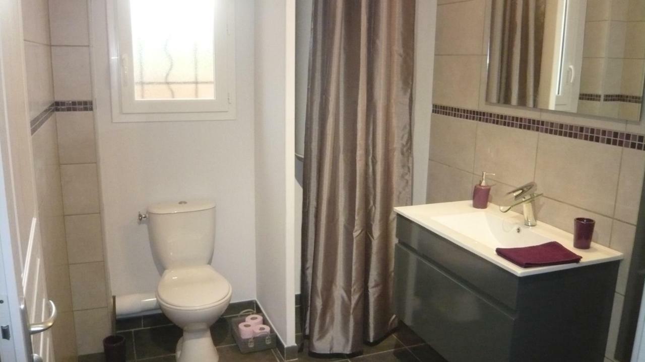 Chambres D'Hotes, B&B Climatisees La Borrellienne Saint-Maximin Kültér fotó
